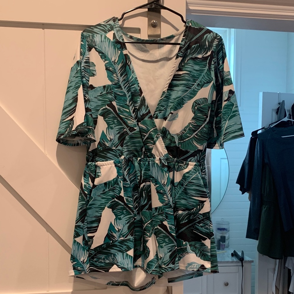 Tropical Leaf Print V-Neck Romper - Teal & White